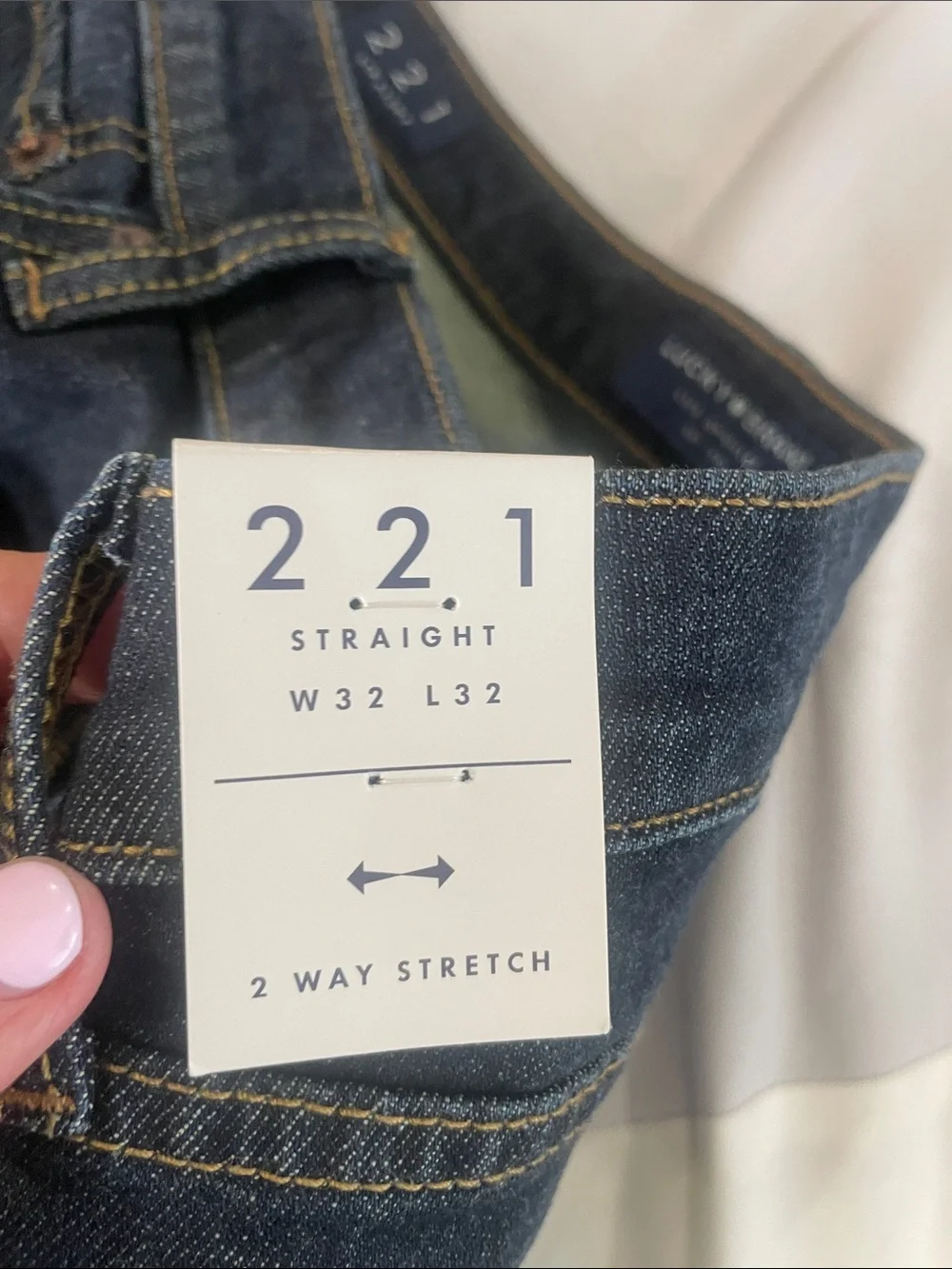 Men’s Lucky brand straight leg jeans